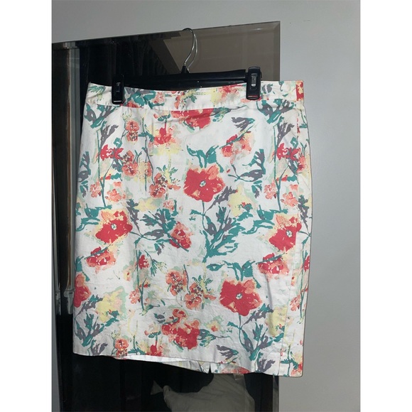 Summer skirt - Picture 2 of 2